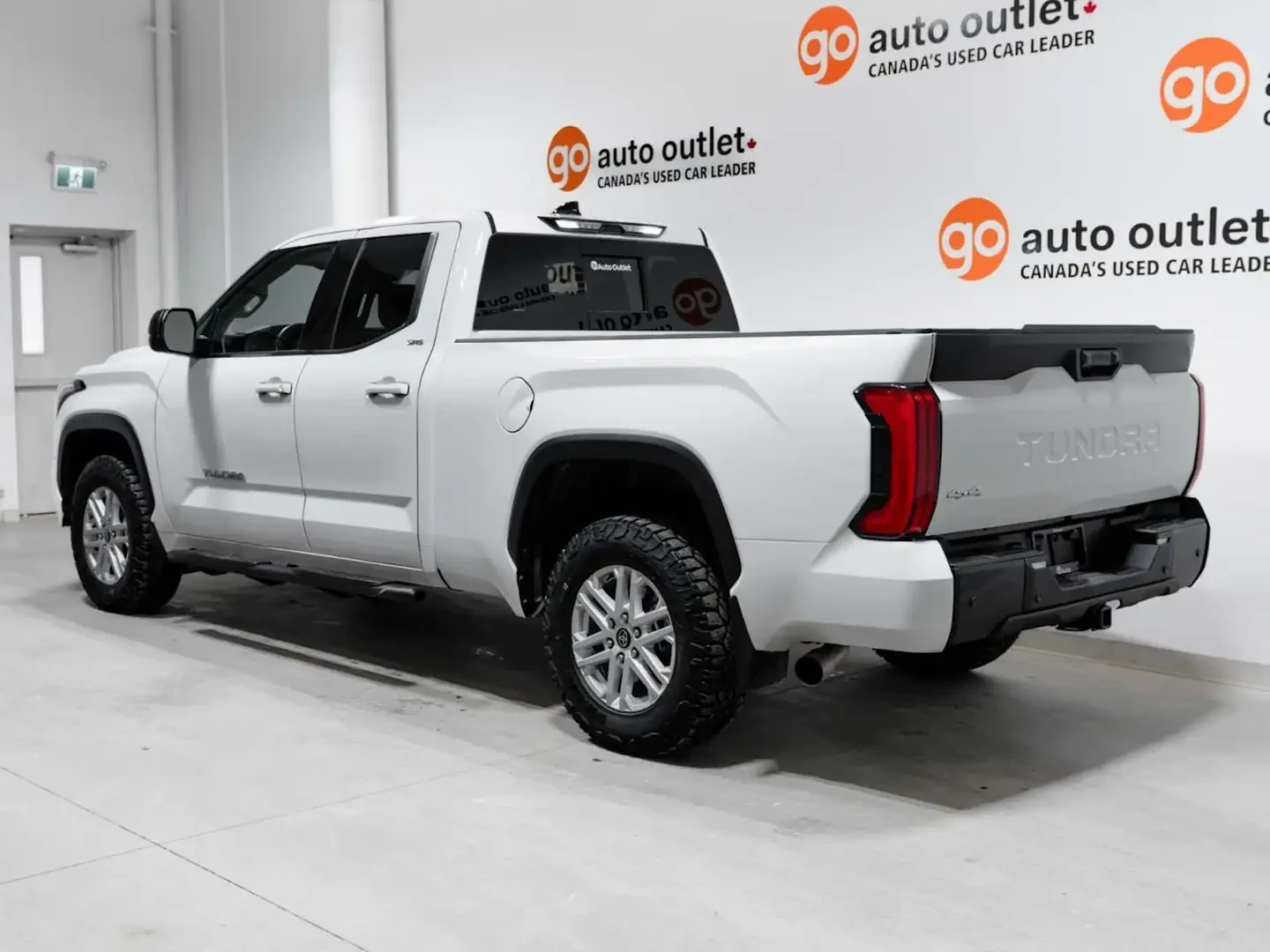 Toyota Tundra SR5* КЪСА БАЗА* ПОДГРЕВ НА ВОЛАН* КАМЕРА, снимка 5 - Автомобили и джипове - 55034866