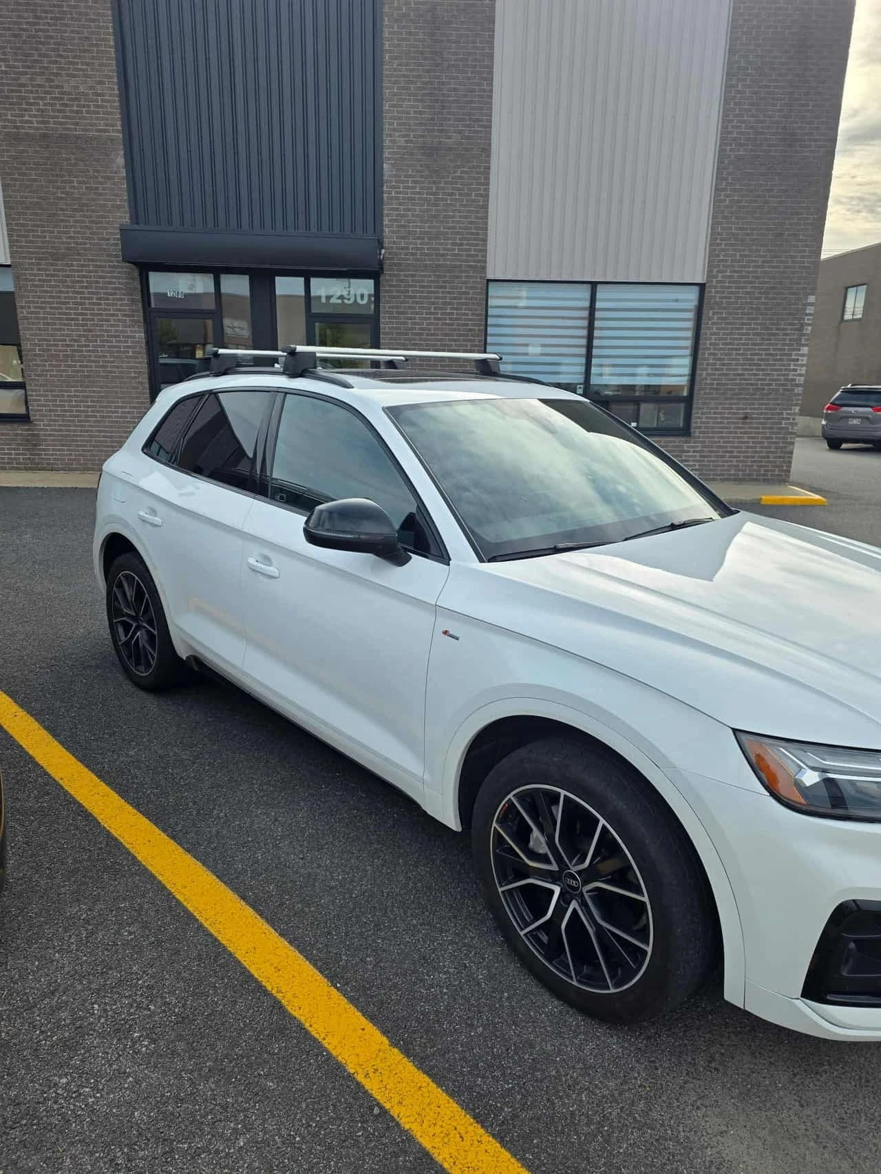 Audi Q5 Progressiv | CARFAX | ���������� ��� ������������ | Mobile.bg � ����������� 1