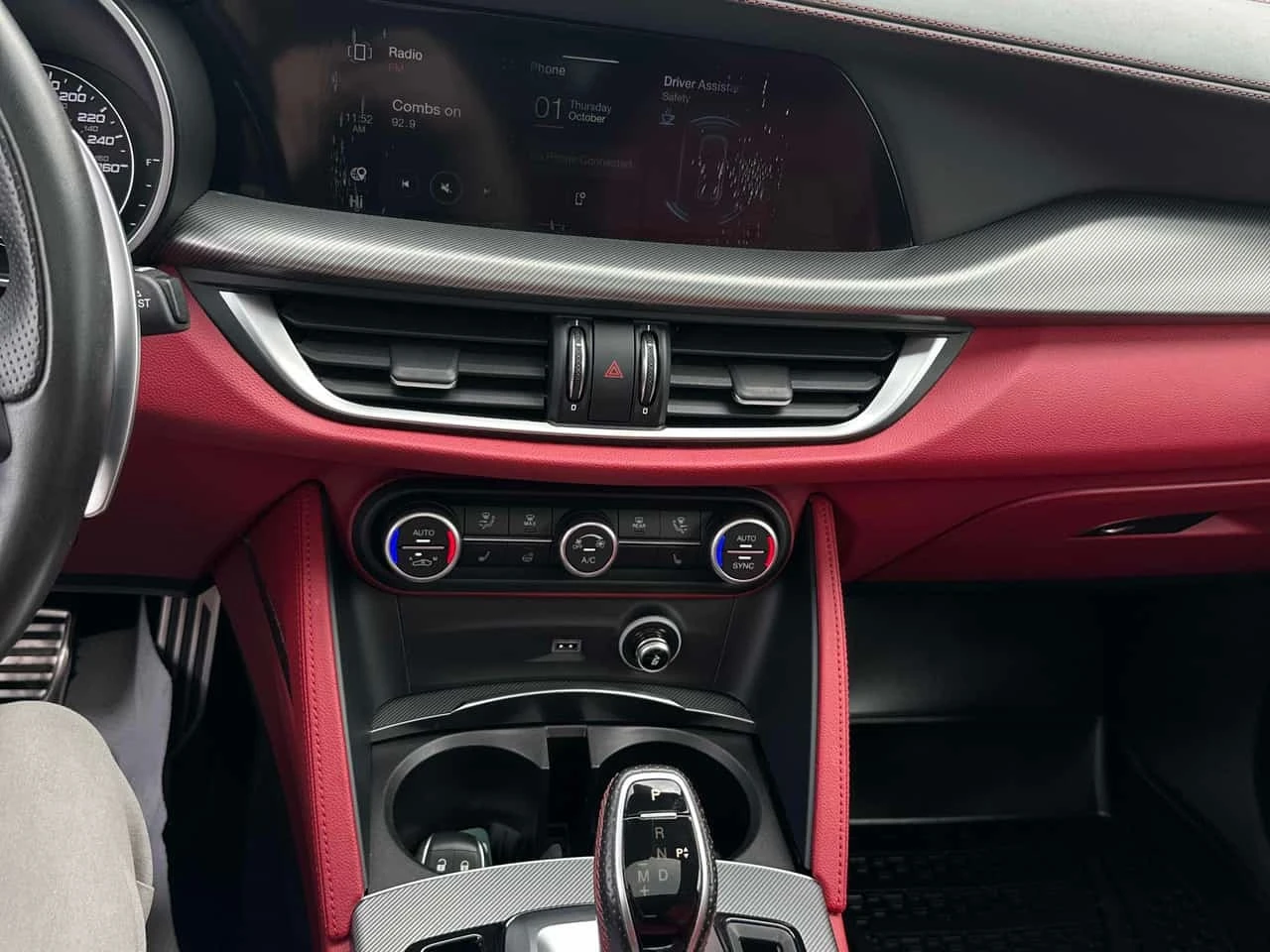 Alfa Romeo Stelvio * Ti Sport * CARFAX *  | Mobile.bg � ����������� 9