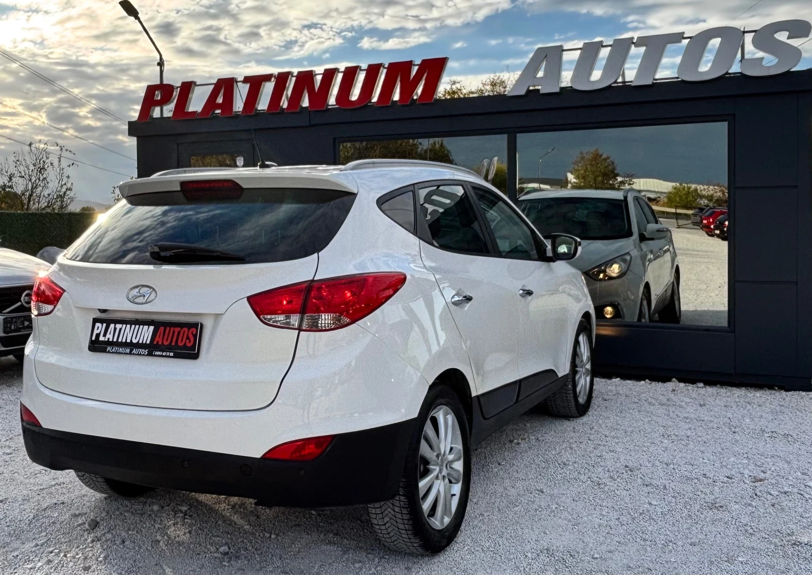 Hyundai IX35 2.0D/4X4/184�.�/NAVI/������/������� | Mobile.bg � ����������� 7