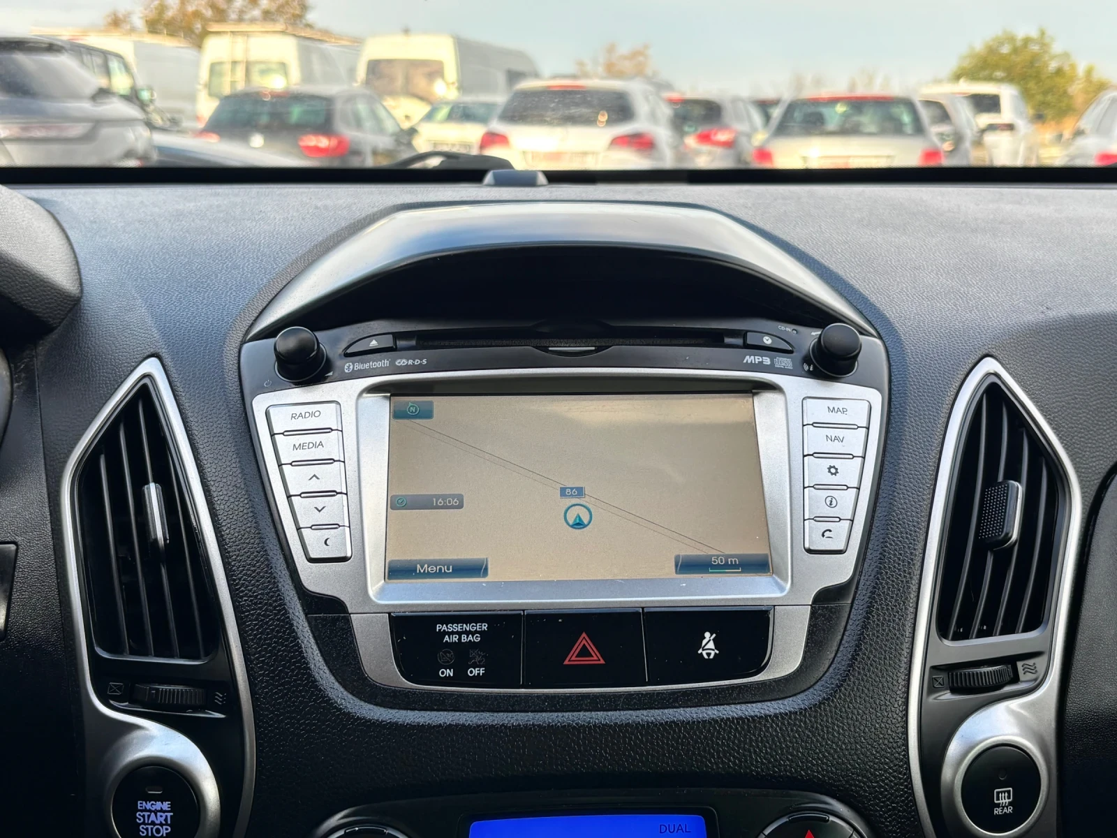 Hyundai IX35 2.0D/4X4/184�.�/NAVI/������/������� | Mobile.bg � ����������� 12