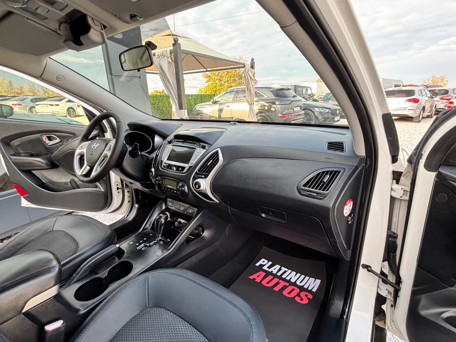 Hyundai IX35 2.0D/4X4/184�.�/NAVI/������/������� | Mobile.bg � ����������� 9