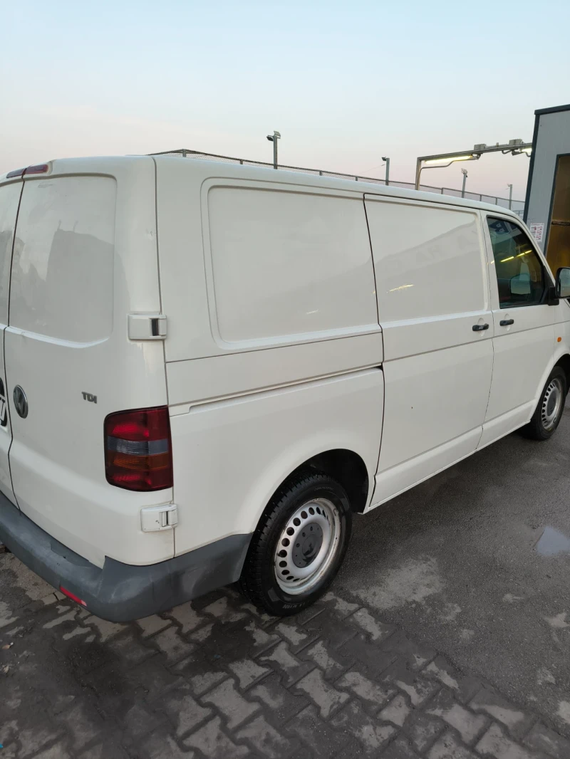 VW T5 1.9, снимка 2 - Бусове и автобуси - 48983102