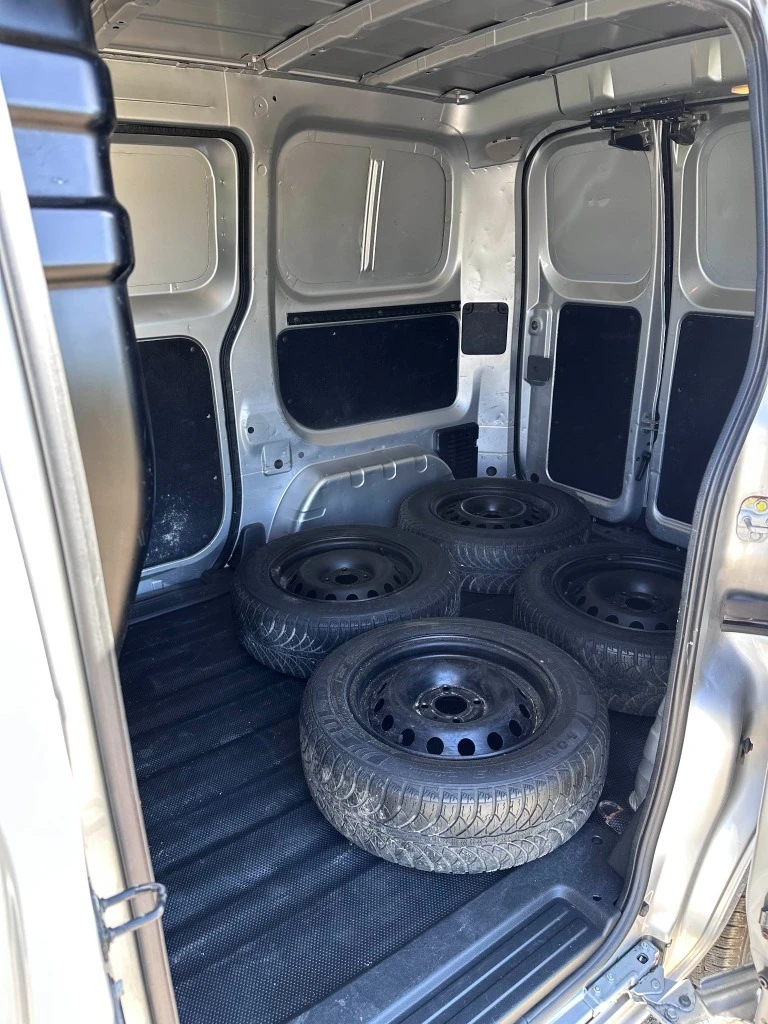 Nissan NV200 1.5 dCi, снимка 12 - Бусове и автобуси - 55934196