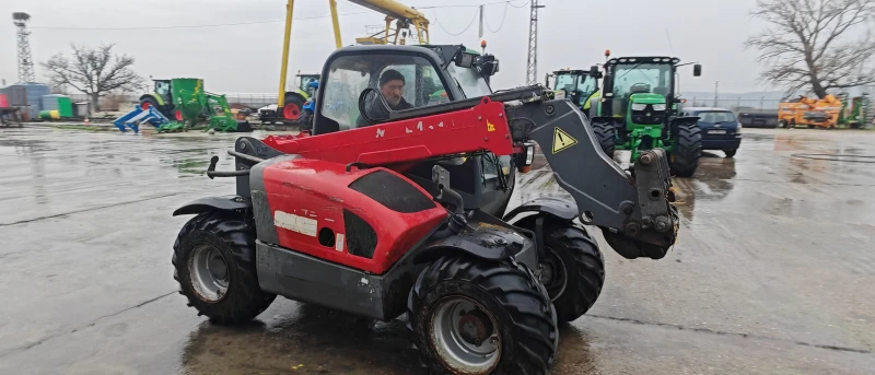 Телескопичен товарач Weidemann T4512, снимка 4 - Селскостопанска техника - 53484602