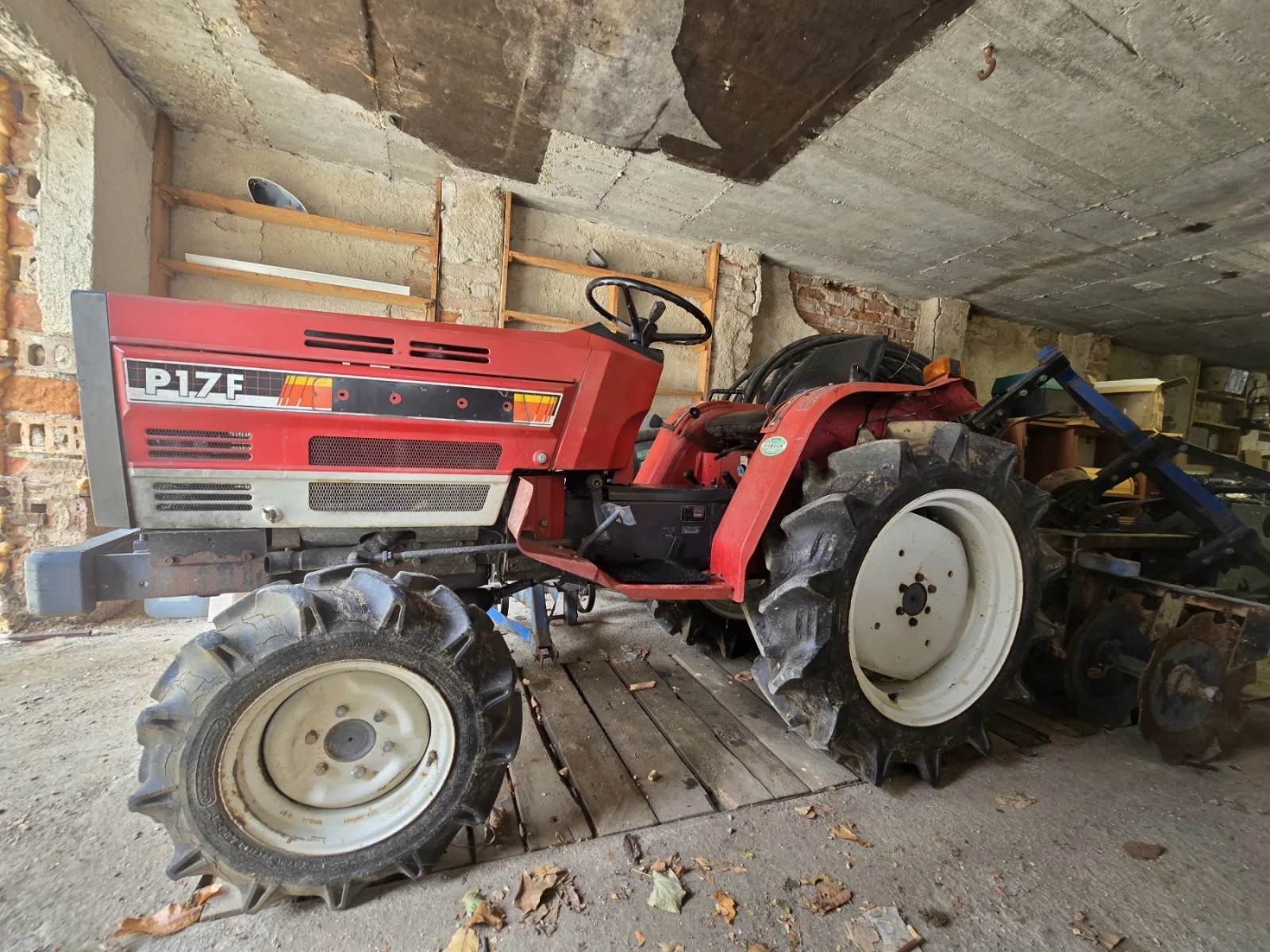 Трактор Shibaura P17 F Kubota  - изображение 7