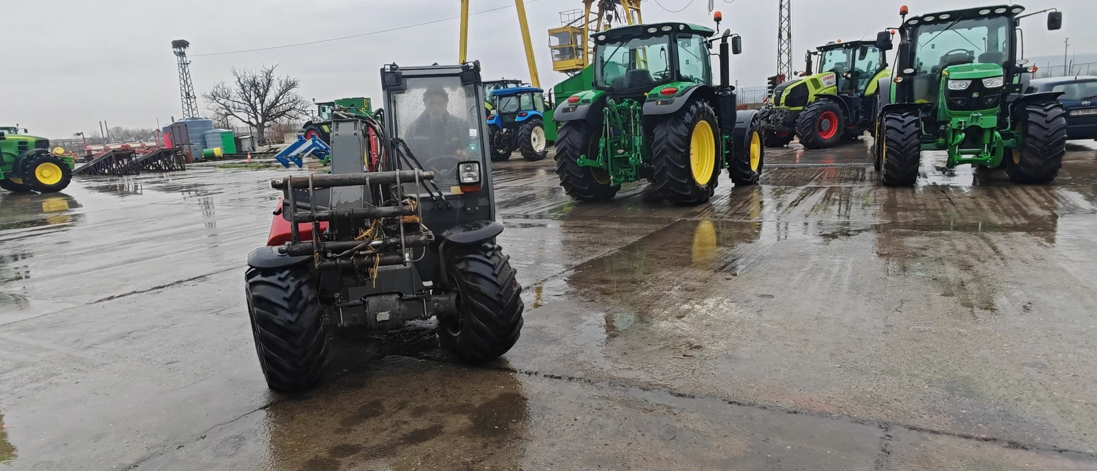 Телескопичен товарач Weidemann T4512 - изображение 3