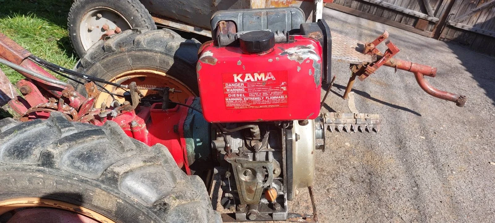 Трактор Друга марка Мини тракторче, снимка 2 - Селскостопанска техника - 53978149