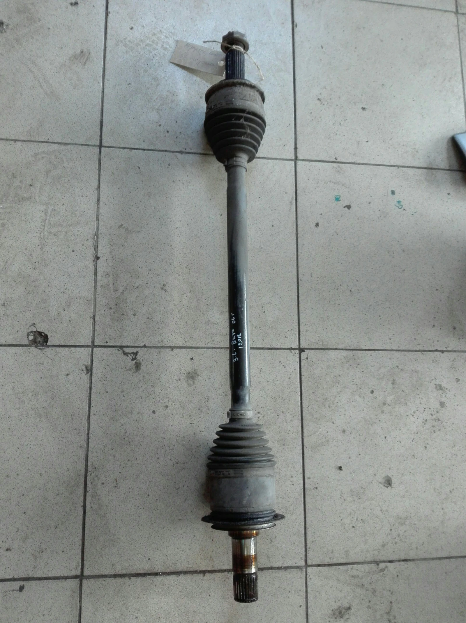 �������� ���� ����� �������� ���� 2.2  | Mobile.bg � ����������� 1