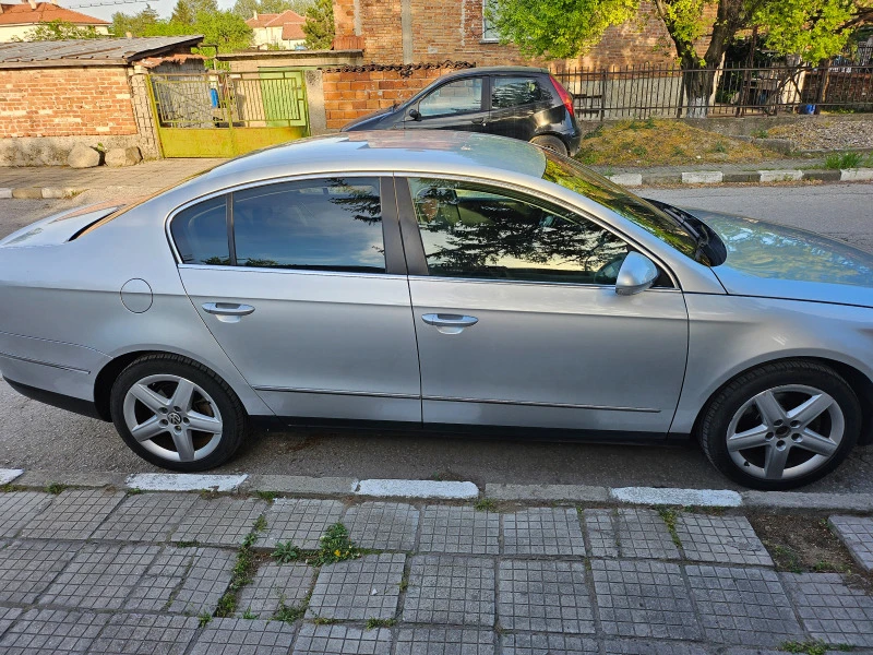 VW Passat B6, снимка 1 - Автомобили и джипове - 47503502