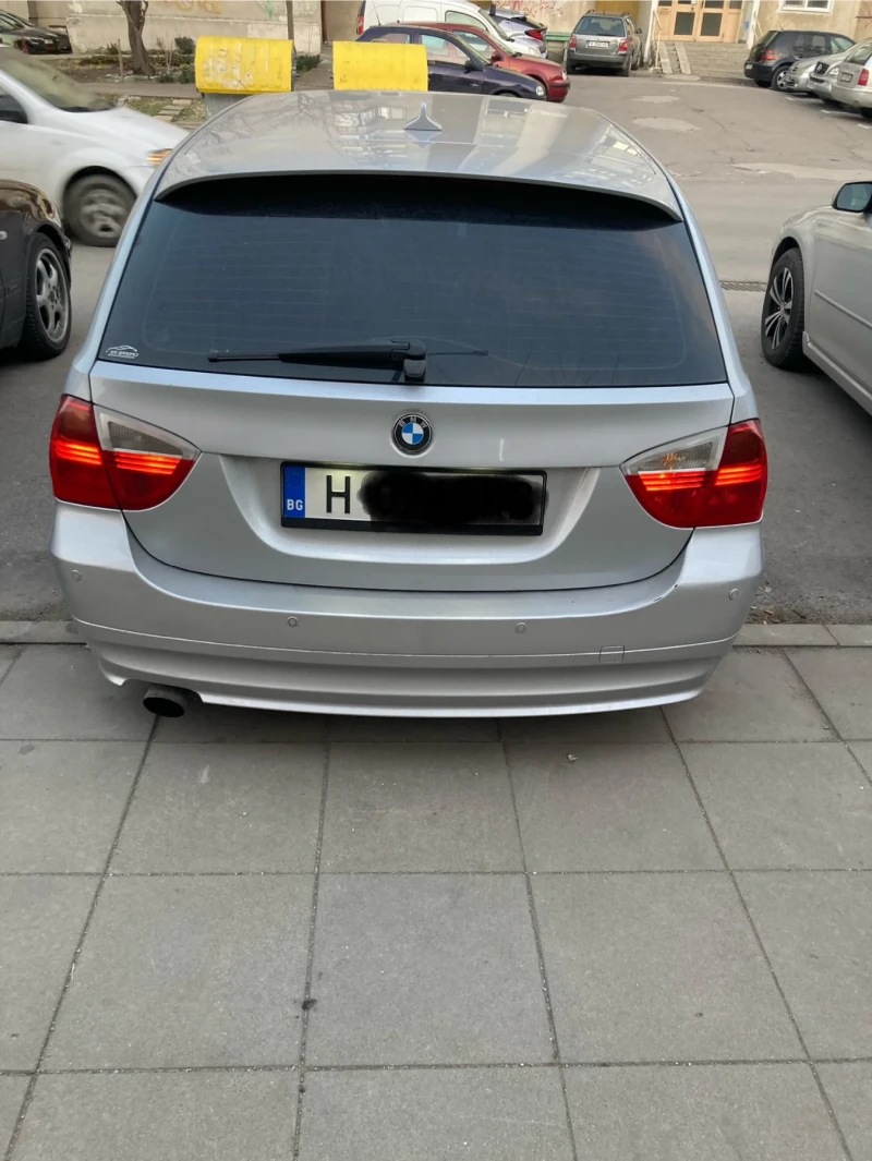 BMW 320, снимка 4 - Автомобили и джипове - 49021624