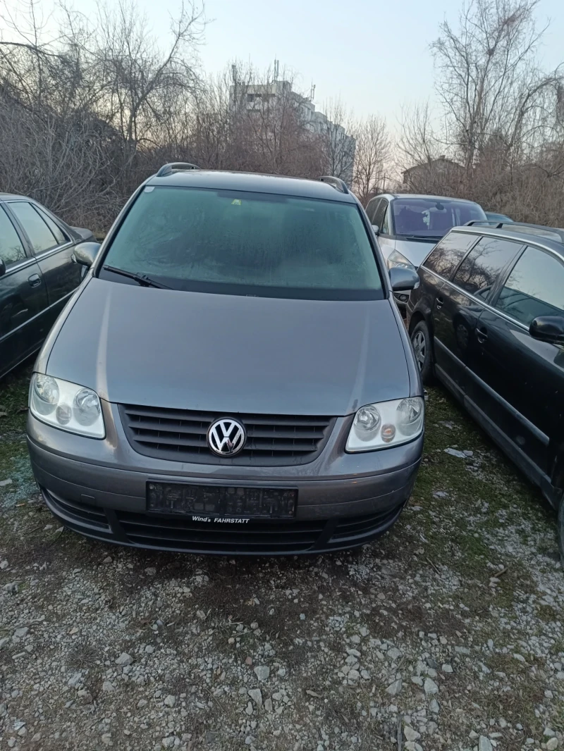 VW Touran 1.9TDI, снимка 3 - Автомобили и джипове - 49030250