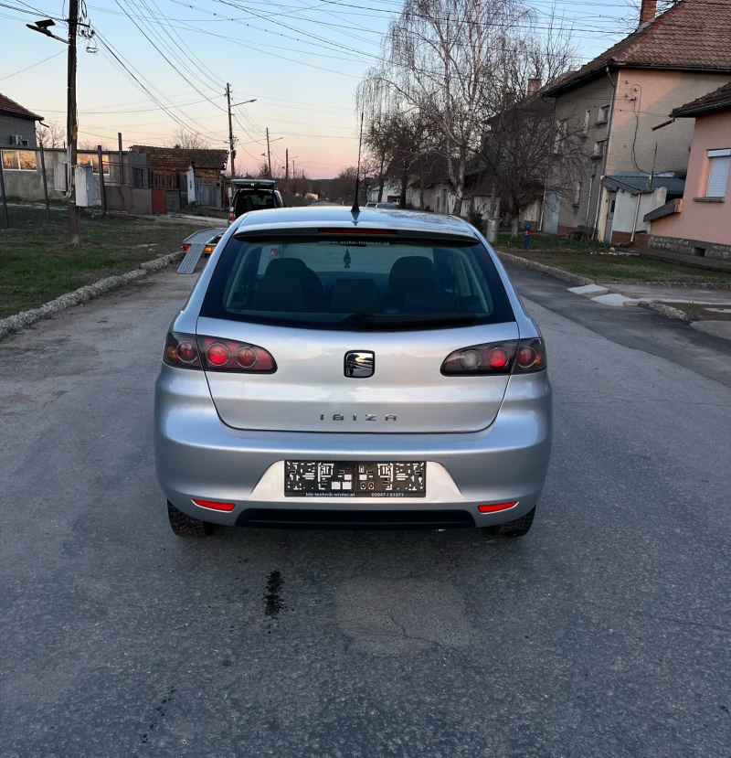 Seat Ibiza 1.4i 96000км, снимка 5 - Автомобили и джипове - 49588953