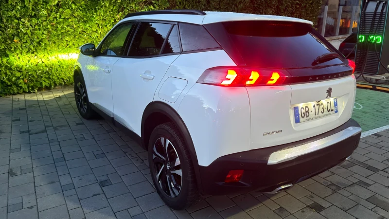 Peugeot 2008 ALLURE - EAT8 - PROMO, снимка 3 - Автомобили и джипове - 52529467
