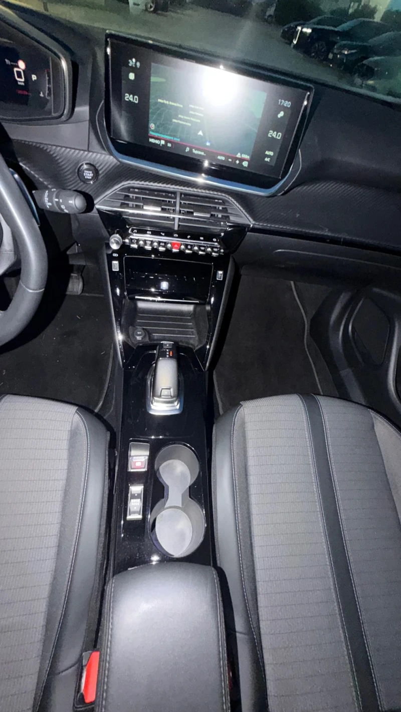 Peugeot 2008 ALLURE - EAT8 - PROMO, снимка 7 - Автомобили и джипове - 52529467