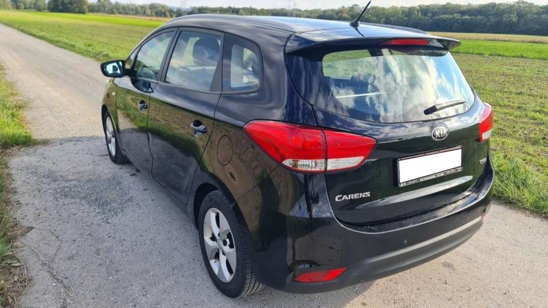 Kia Carens 1.7crdi edition 7, снимка 2 - Автомобили и джипове - 52743855