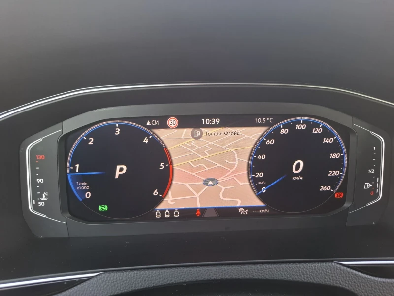 VW Passat ELEGANCE* Обслужена* , снимка 17 - Автомобили и джипове - 53032694