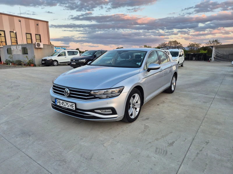 VW Passat ELEGANCE 2.0 TDI M/T 150kc - 40860 лв. - 10332210 | Car24.bg