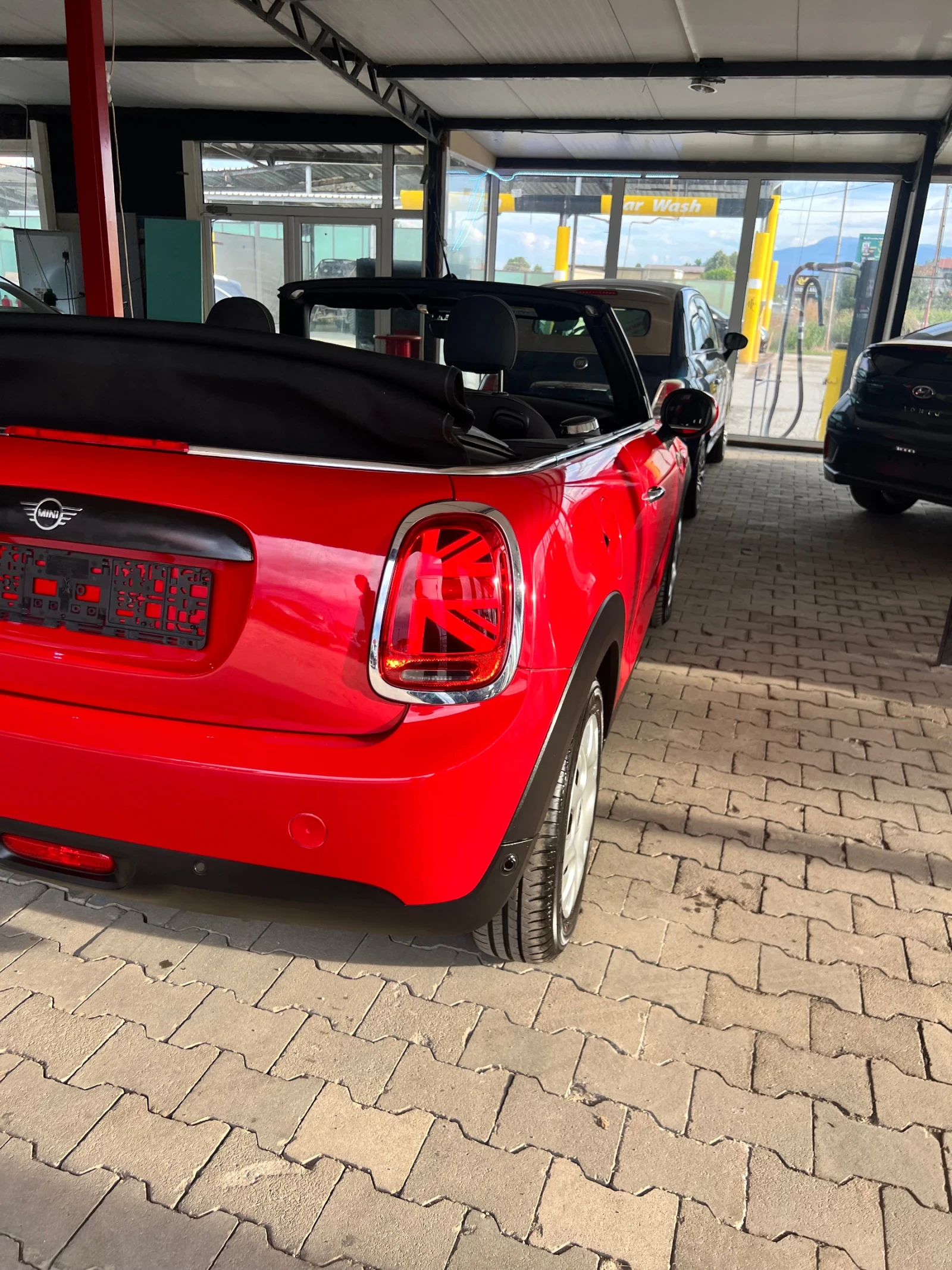 Mini Cooper cabrio cabrio  1.5i    15000km!! - изображение 9