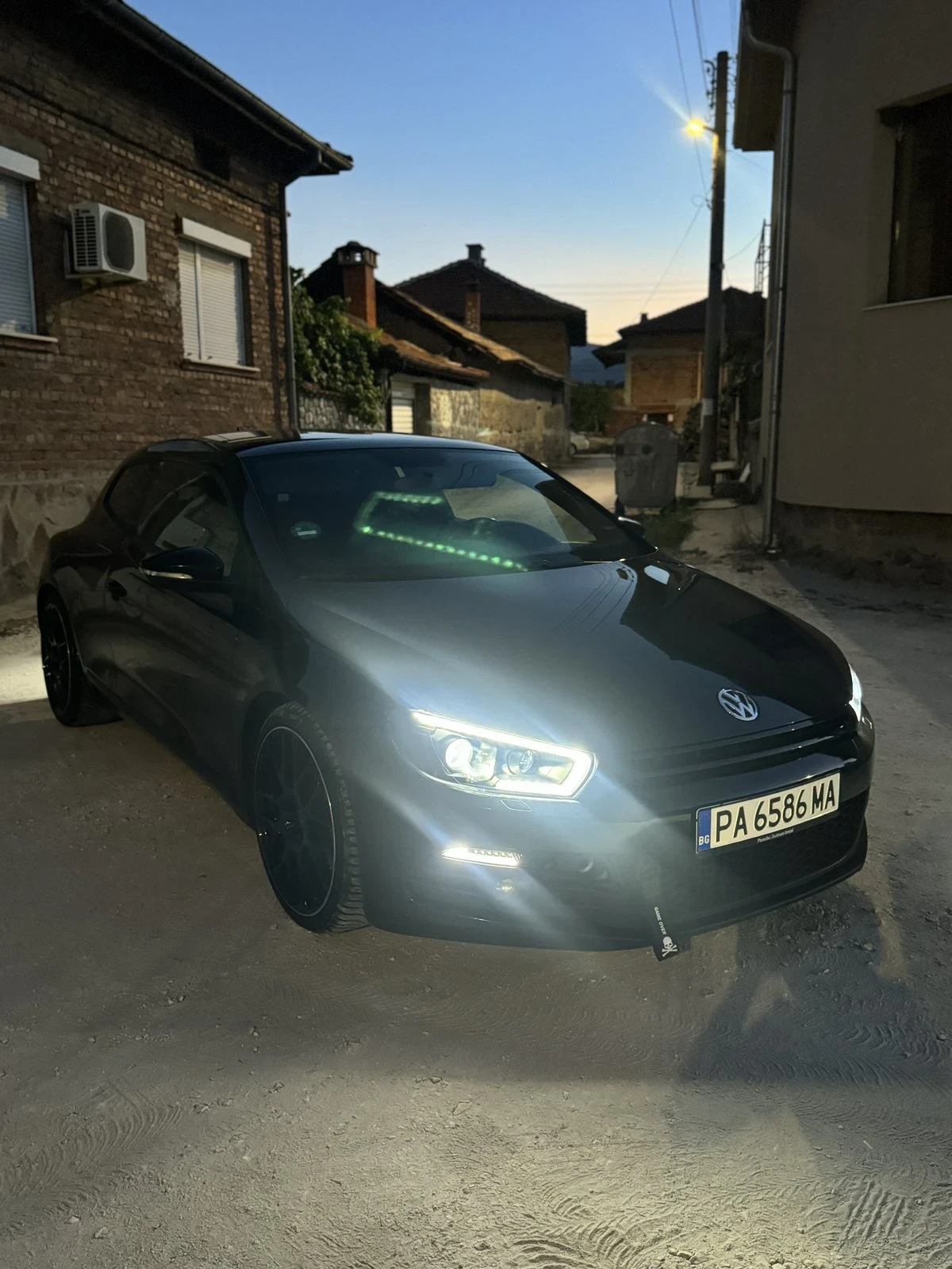 VW Scirocco 2000fsi - изображение 2