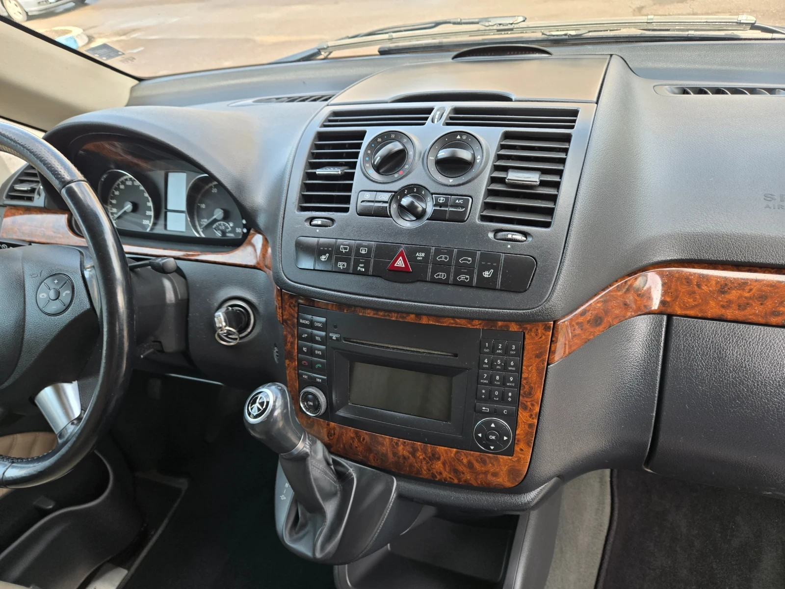 Mercedes-Benz Viano 3.0 / Extra long, снимка 12 - Автомобили и джипове - 47899982