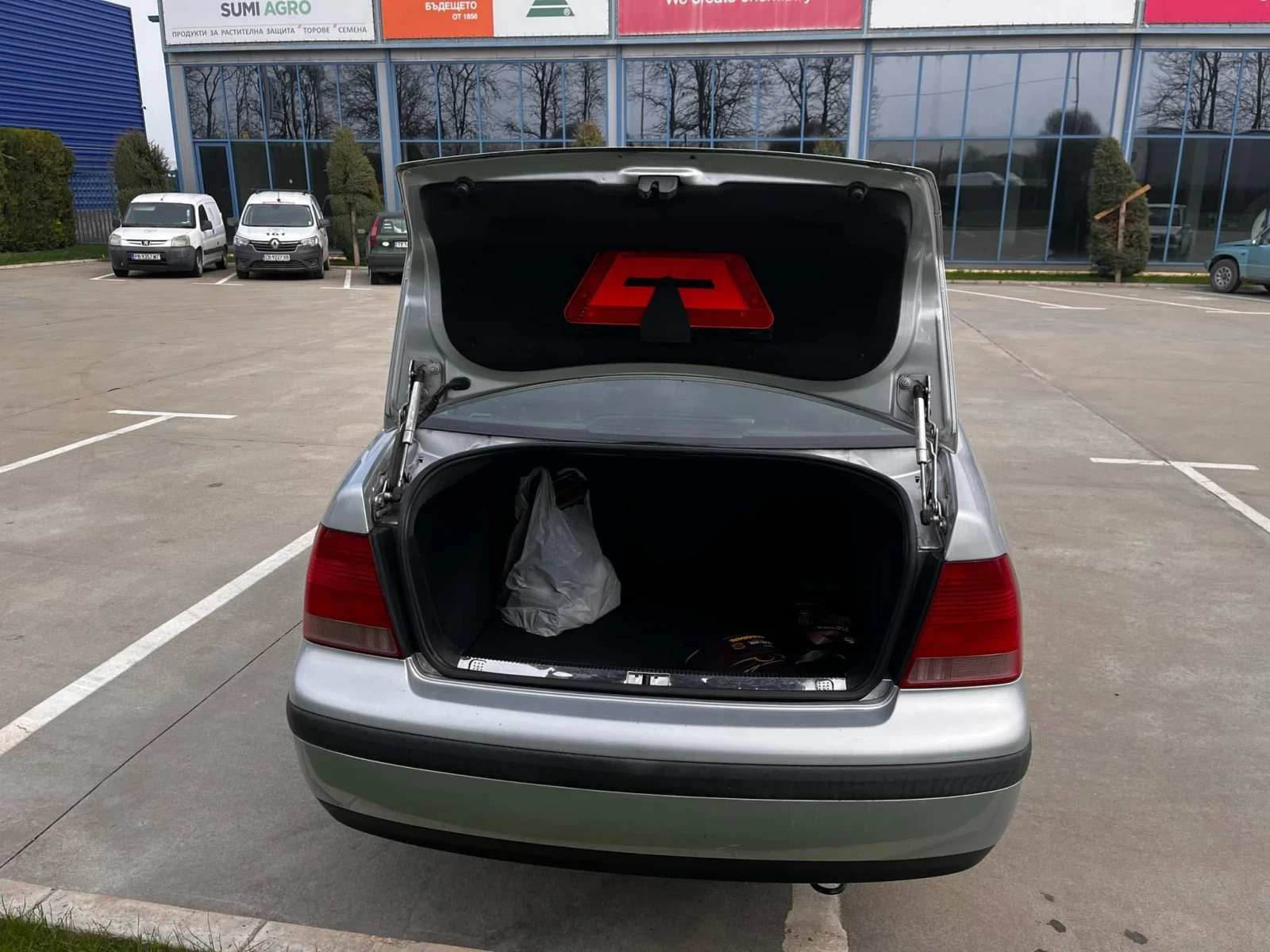 VW Bora 1.9TDI - изображение 9
