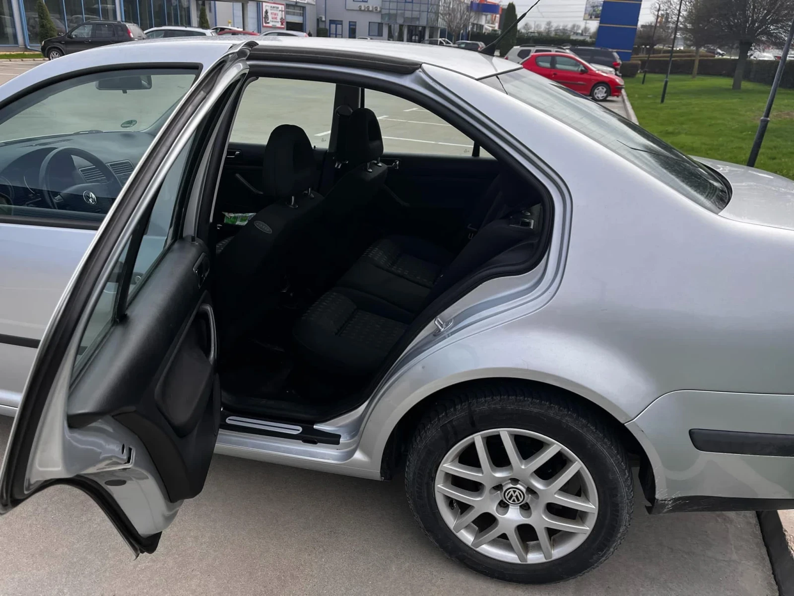 VW Bora 1.9TDI - изображение 8