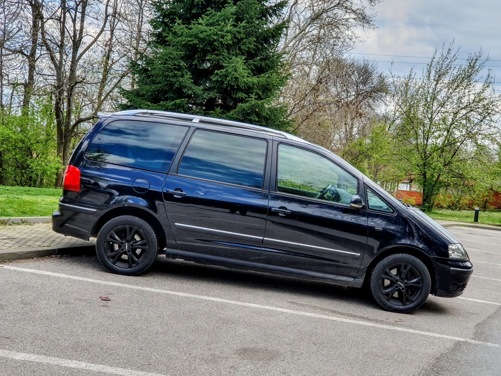 VW Sharan 1.9TDI 150к.с. SPECIAL - изображение 7
