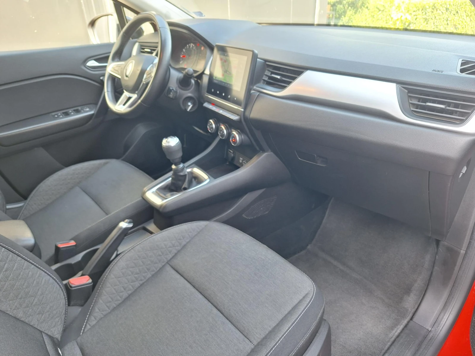 Renault Captur 1.0TCe/100�.�. ������/��� | Mobile.bg � ����������� 9