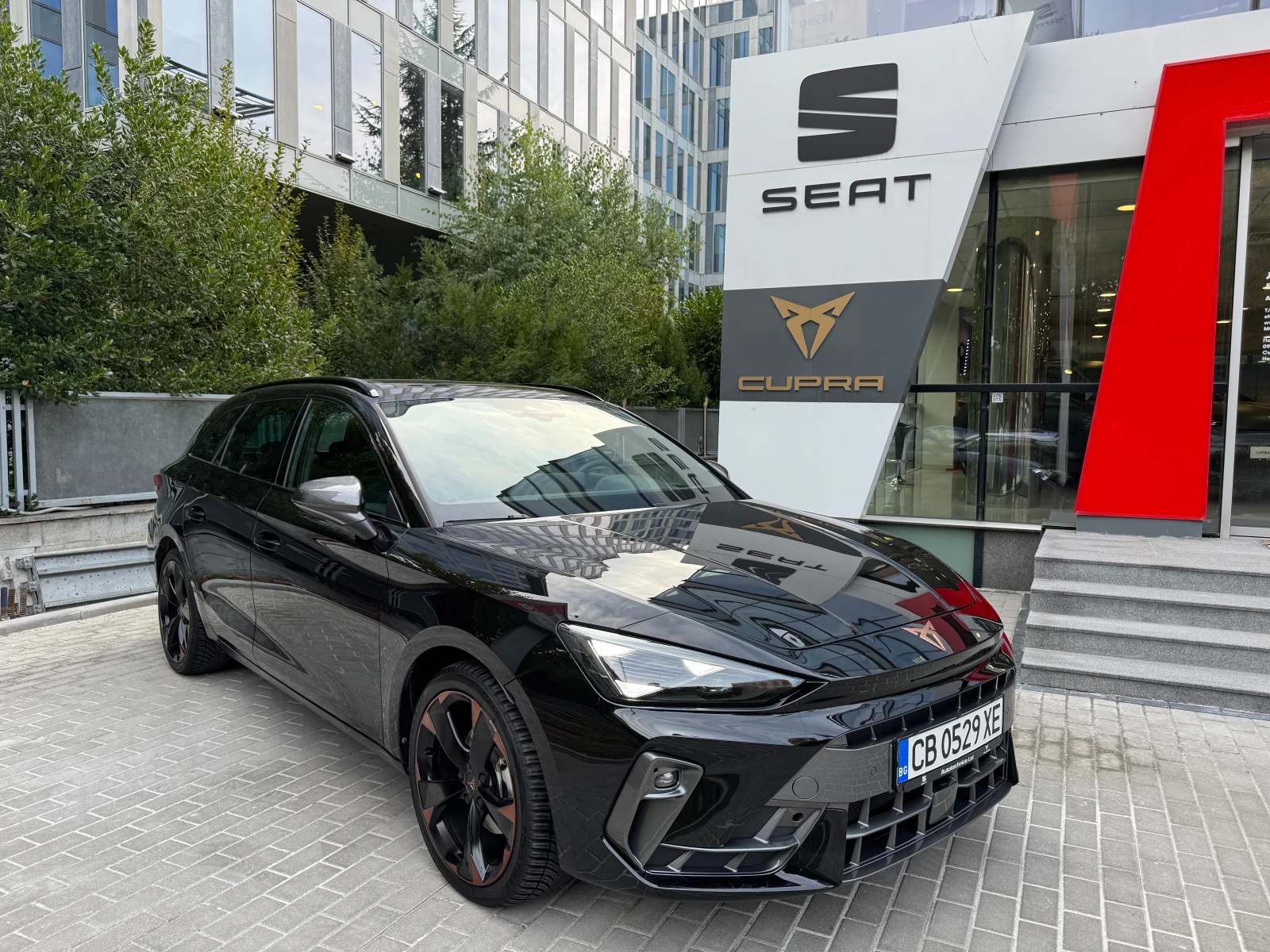 Cupra Leon 1.5 eTSI mHEV - изображение 3