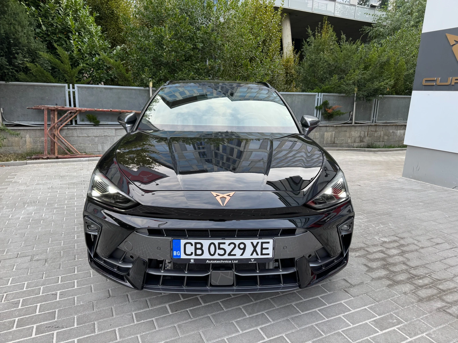 Cupra Leon 1.5 eTSI mHEV - изображение 2