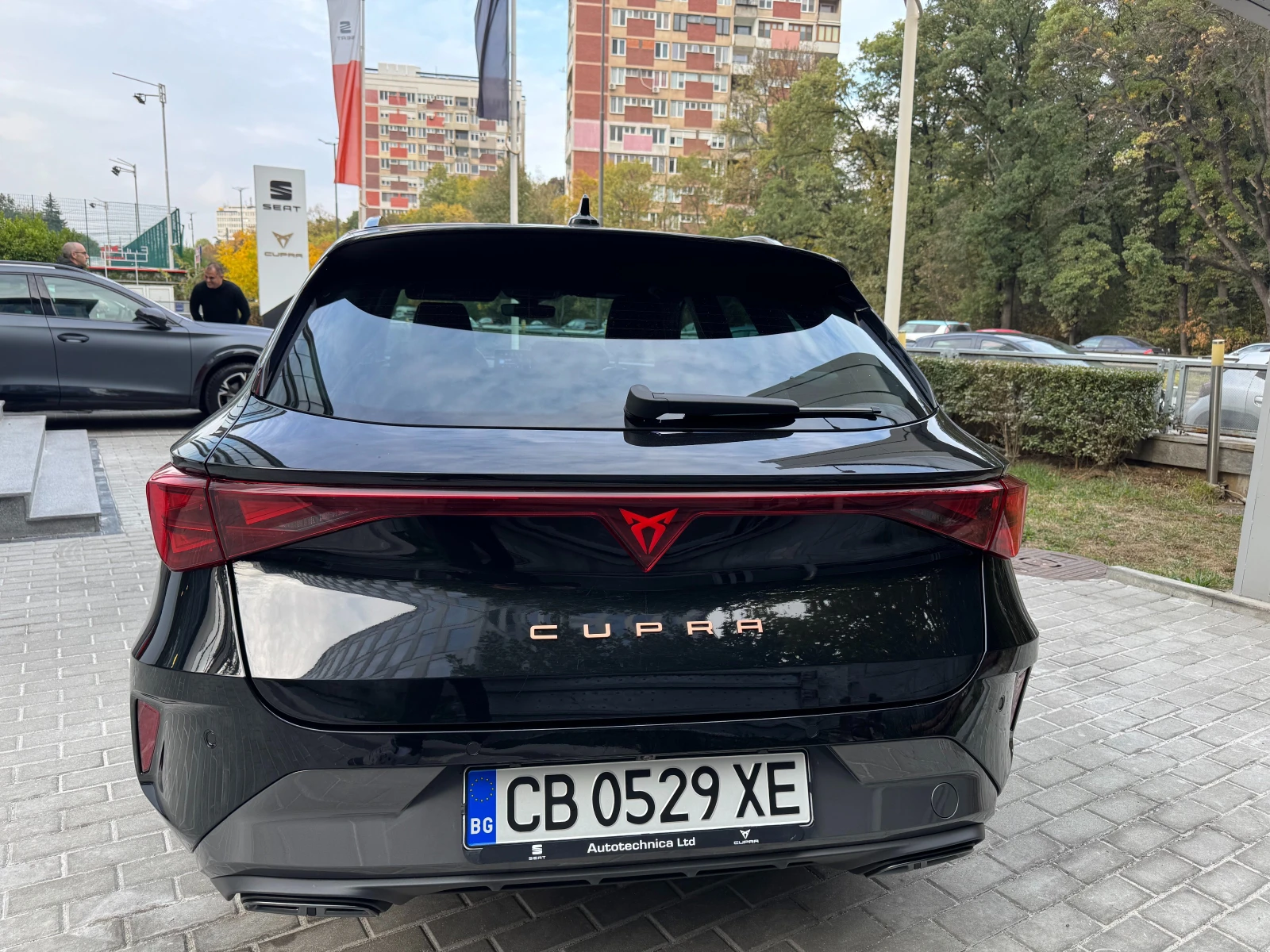 Cupra Leon 1.5 eTSI mHEV - изображение 5
