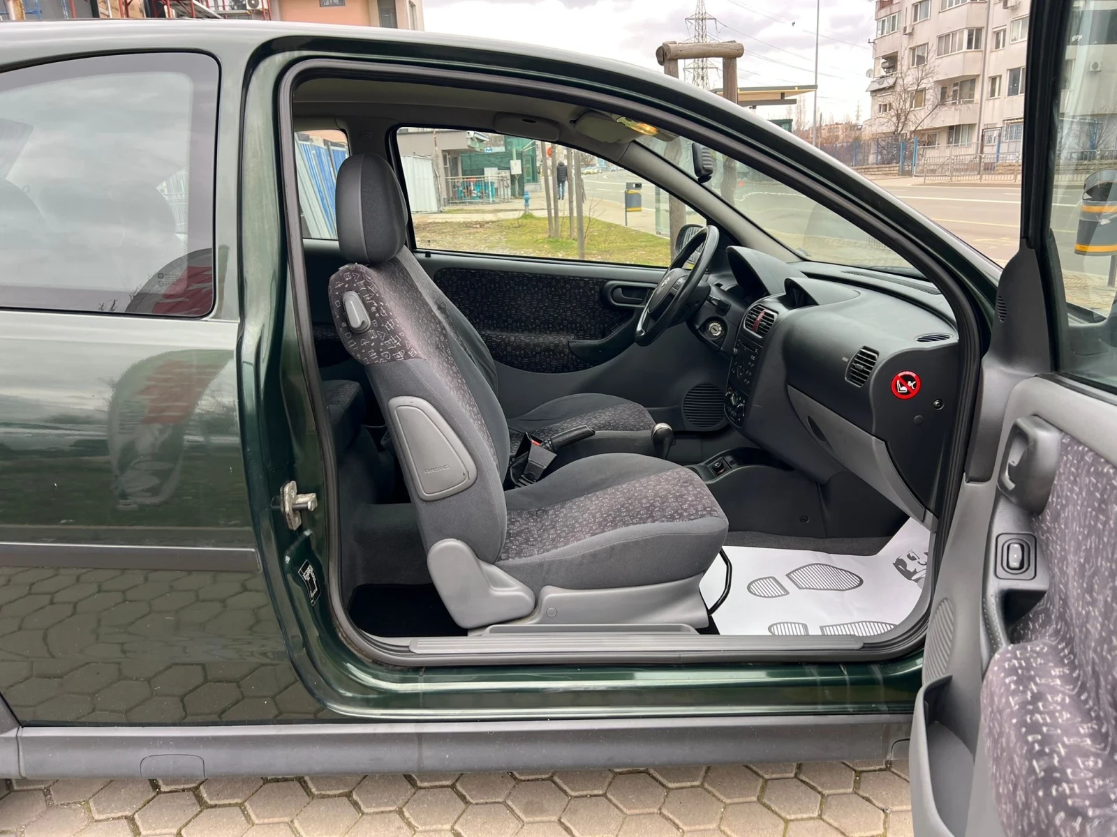 Opel Corsa 1.2i/AVTOMAT - изображение 10