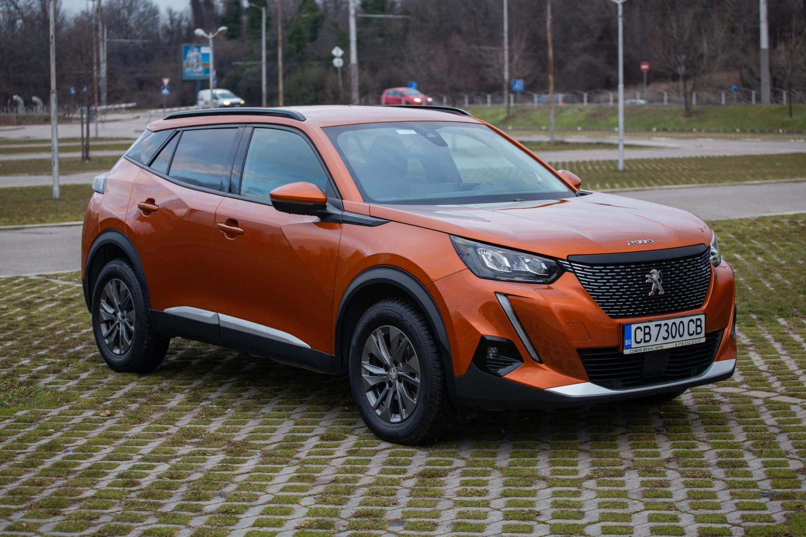 Peugeot 2008 Allure, снимка 17 - Автомобили и джипове - 53777470