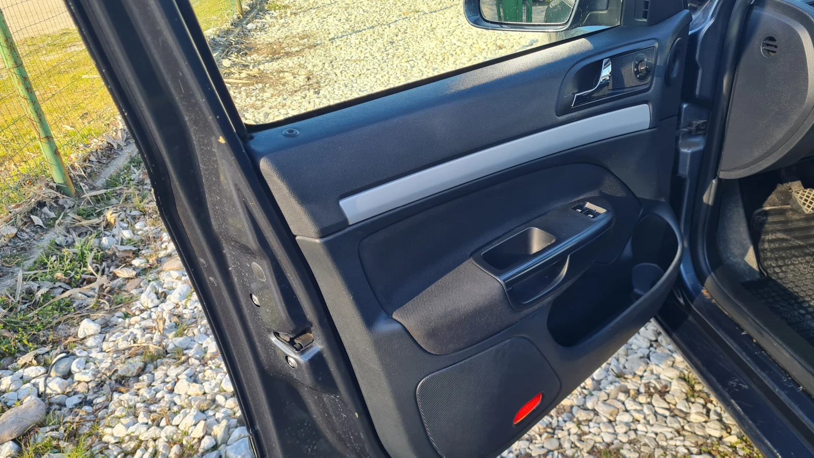 Skoda Octavia 1.6 TDI, снимка 5 - Автомобили и джипове - 53800317