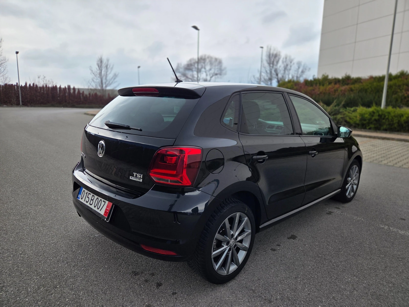 VW Polo 1.2TSI* FRESH* УНИКАЛНО*  | Auto.bg — изображение 1