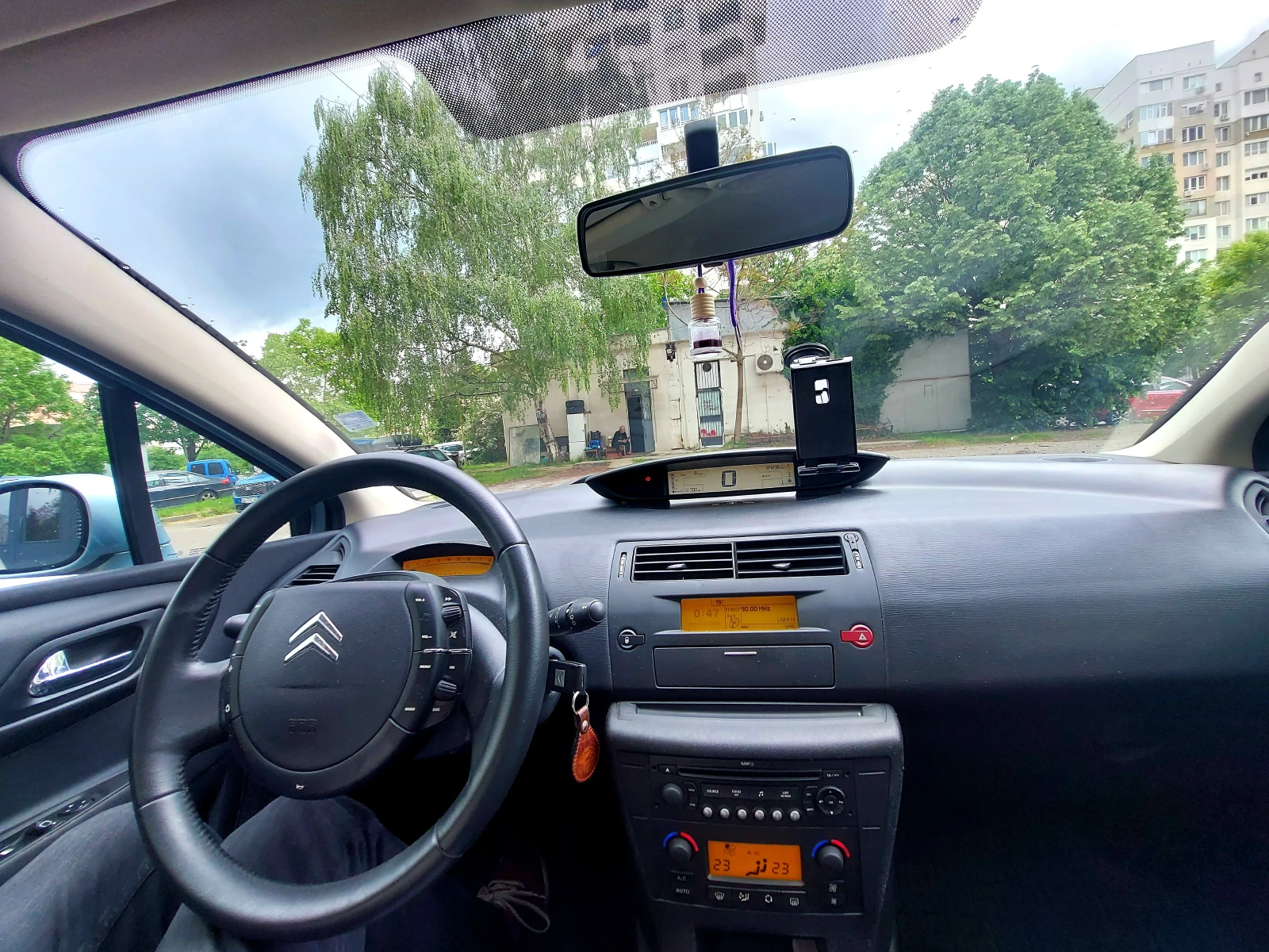 Citroen C4, снимка 4 - Автомобили и джипове - 54615695