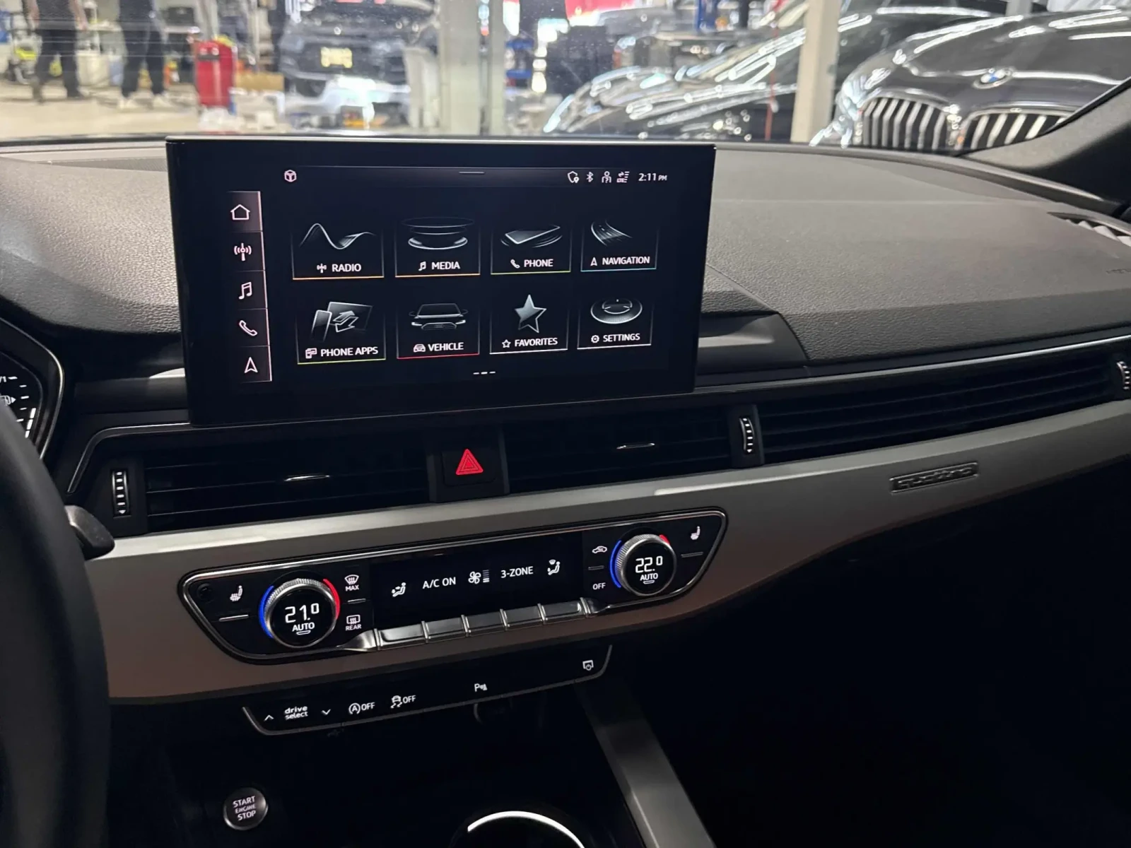 Audi A5 KOMFORT * 2 КЛЮЧА * CARFAX * АВТО КРЕДИТ * , снимка 15 - Автомобили и джипове - 54756071