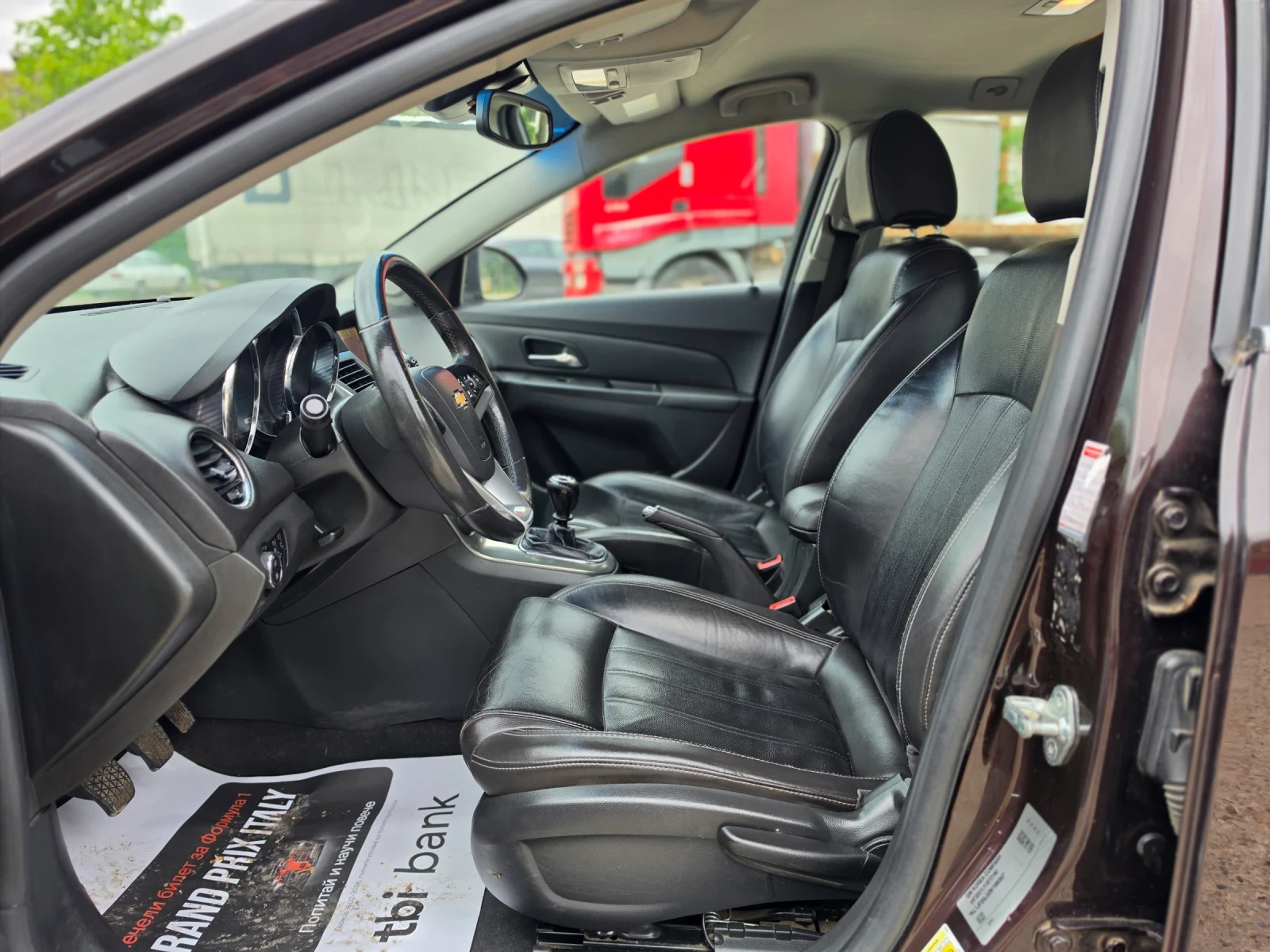Chevrolet Cruze 1.7CDTi 130hp * EURO 5 * НАВИ * КЛИМАТРОНИК * , снимка 10 - Автомобили и джипове - 54783457