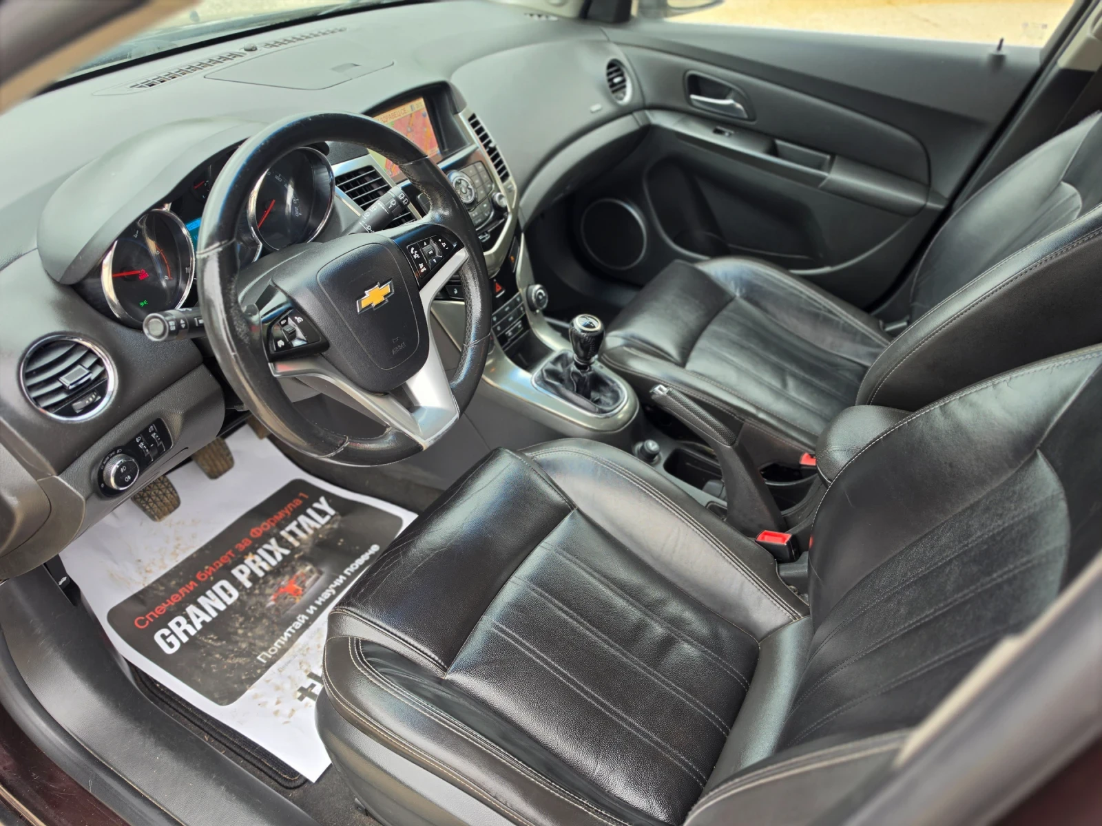 Chevrolet Cruze 1.7CDTi 130hp * EURO 5 * НАВИ * КЛИМАТРОНИК * , снимка 11 - Автомобили и джипове - 54783457