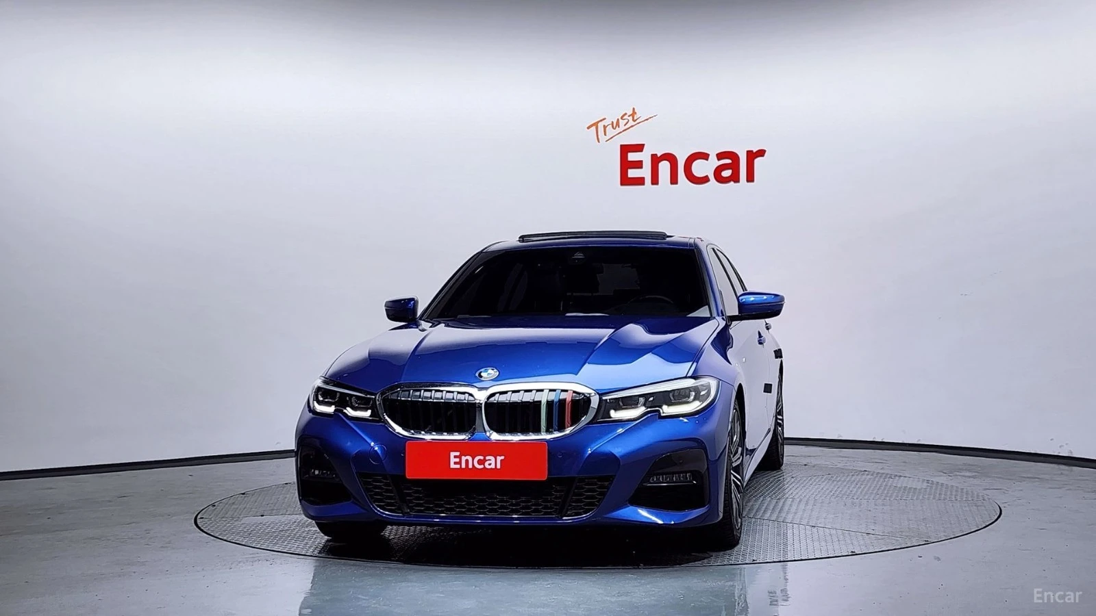 BMW 320 M Sport* HUD* КОЖА* НАВИ* ПАНО, снимка 3 - Автомобили и джипове - 55434198