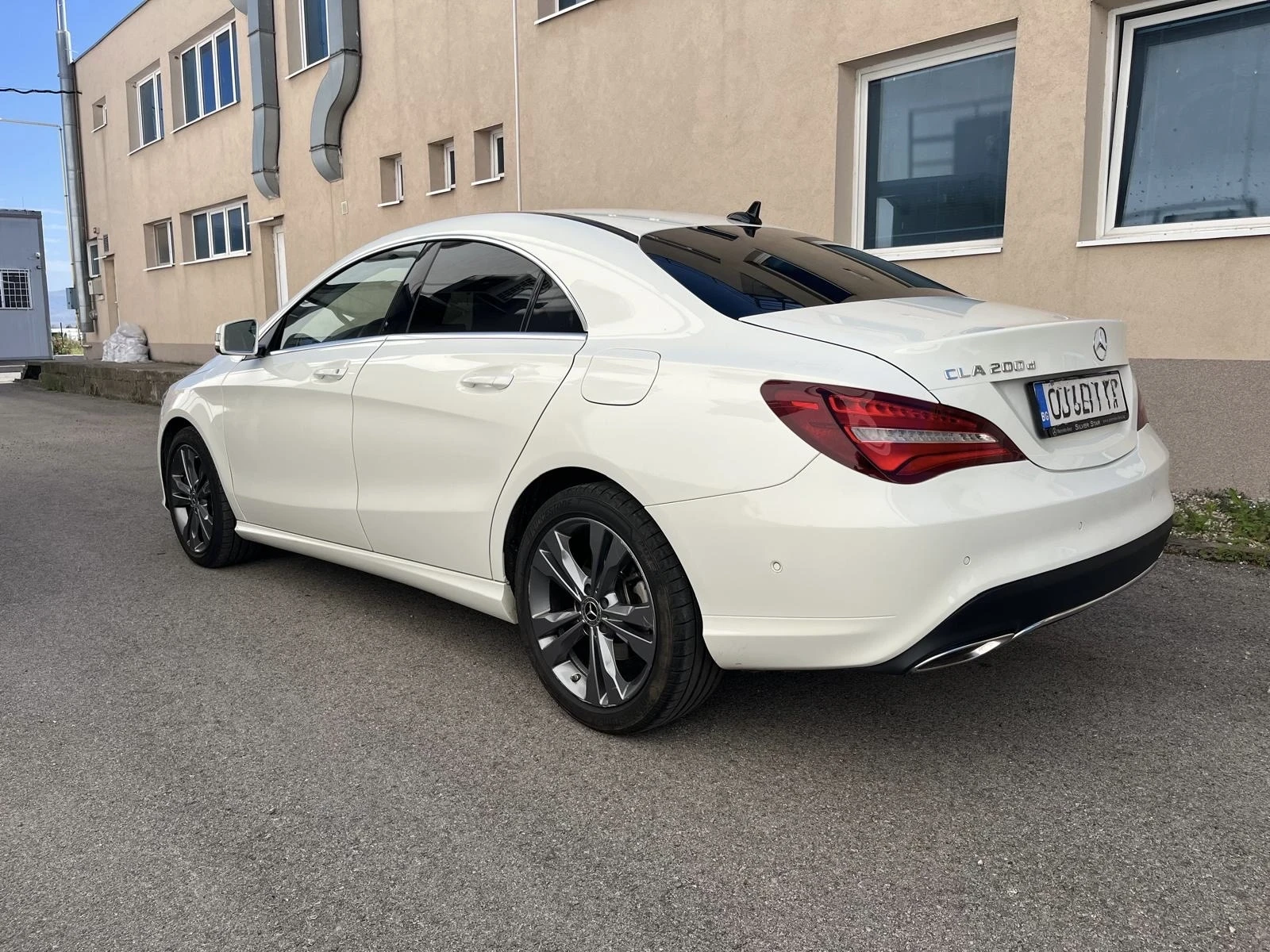 Mercedes-Benz CLA 200 C117, снимка 2 - Автомобили и джипове - 55523785