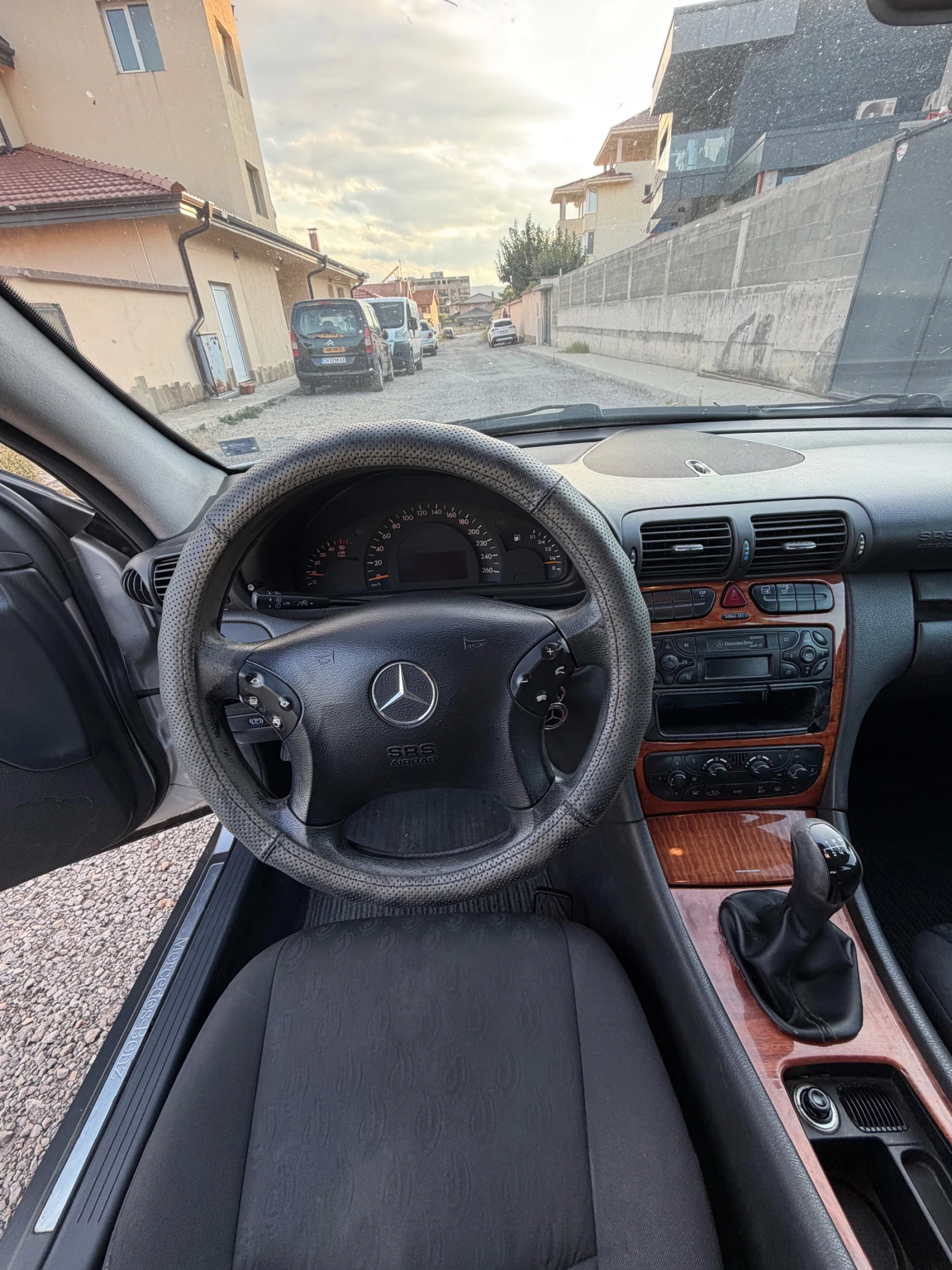 Mercedes-Benz C 220 CDI, снимка 12 - Автомобили и джипове - 55618351