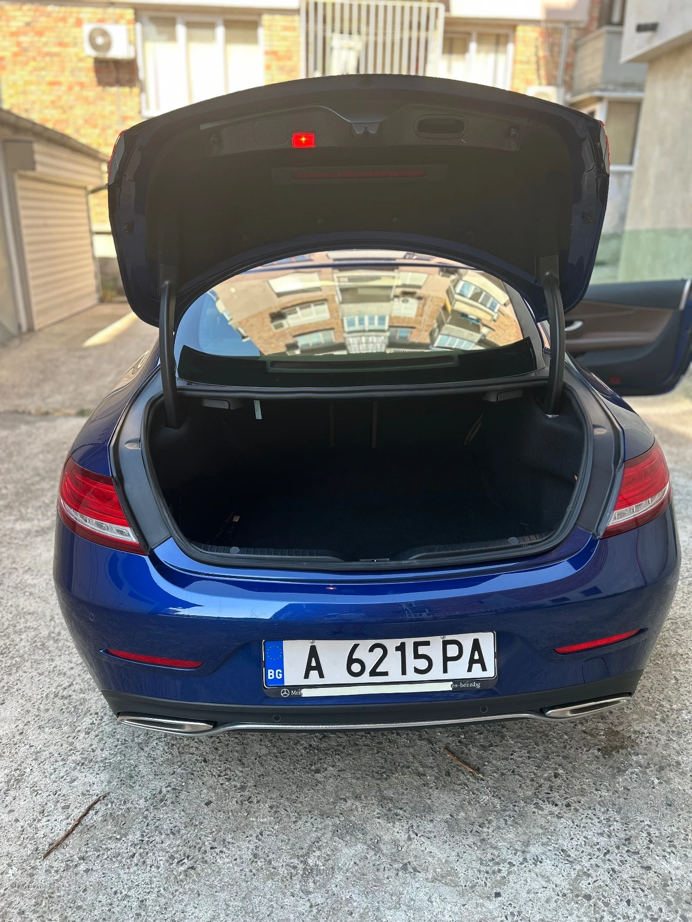 Mercedes-Benz C 200, снимка 12 - Автомобили и джипове - 55635974