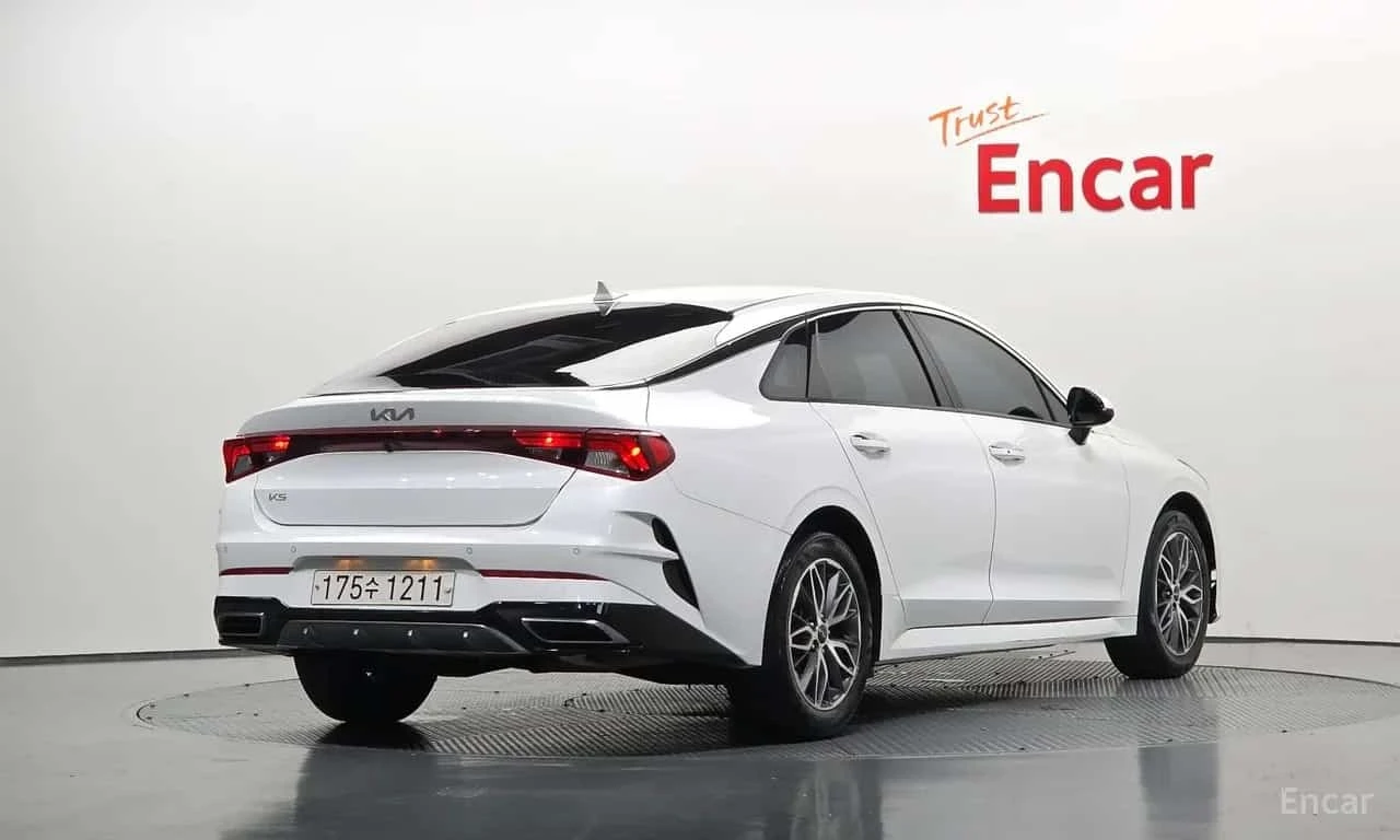 Kia K5 * 2.0 * КРАЙНА ЦЕНА ДО БЪЛГАРИЯ, снимка 2 - Автомобили и джипове - 55773073