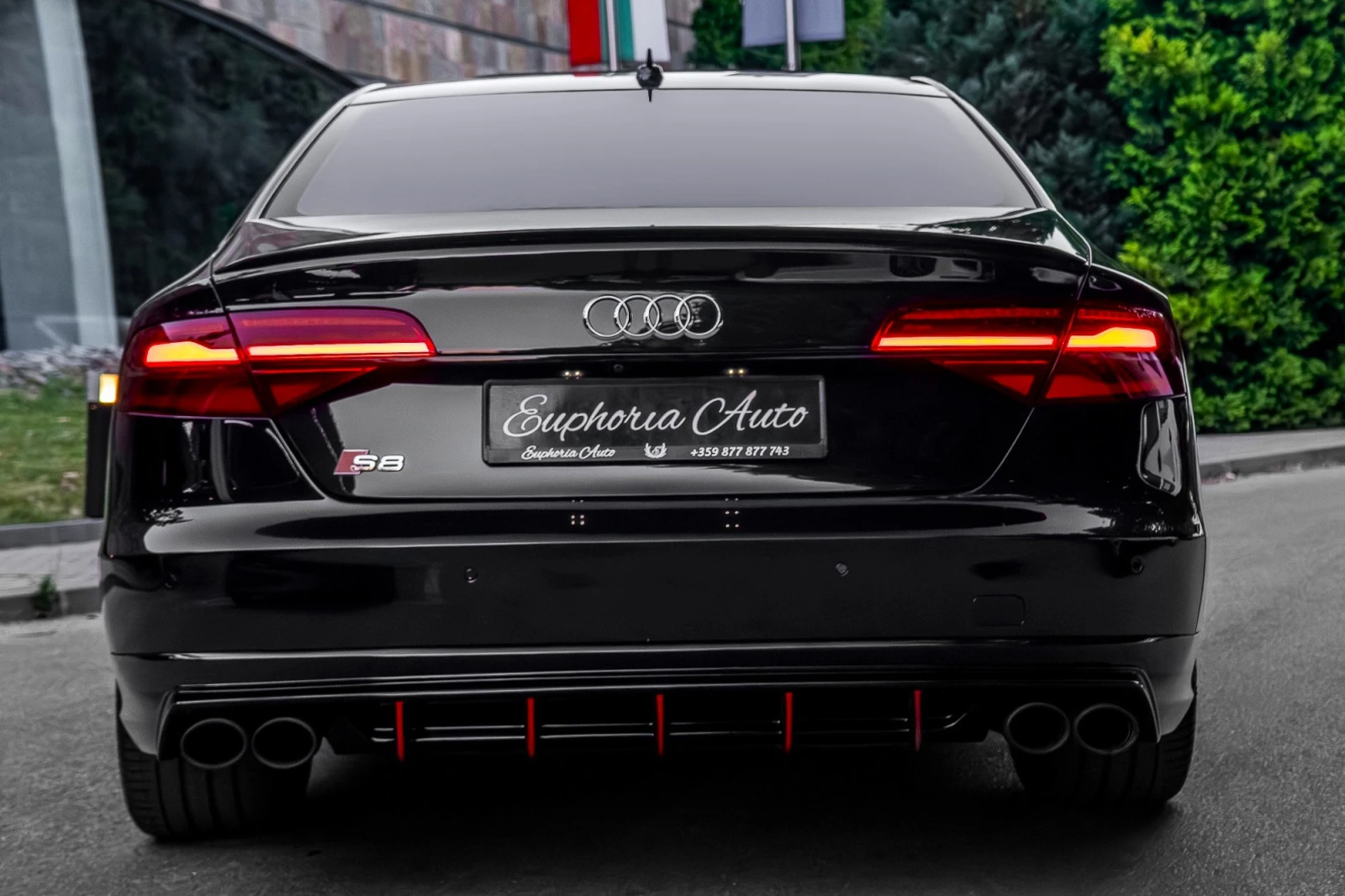 Audi S8 PLUS* ABT 735HP* CARBON* 3XTV* MASSAGE* EXCLUSIVE, снимка 4 - Автомобили и джипове - 55793326