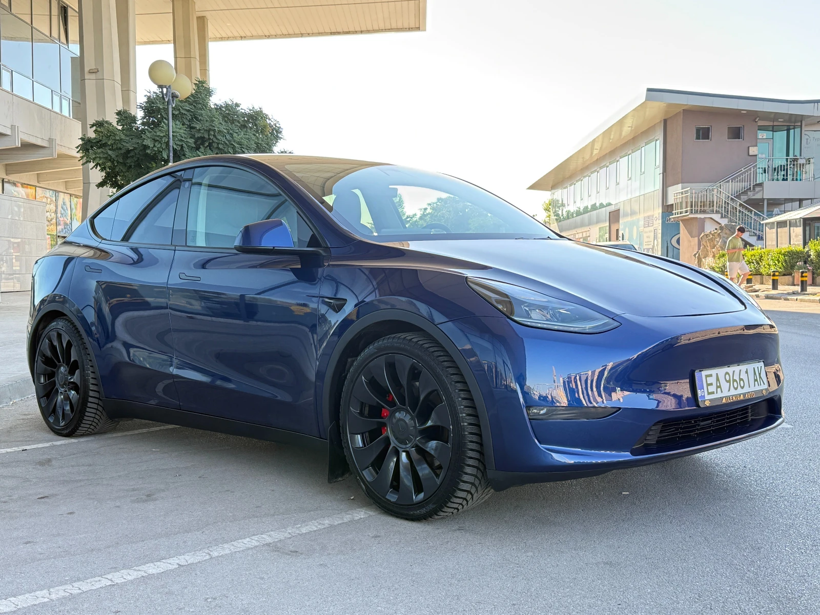 Tesla Model Y Performance ГАРАНЦИЯ ДО 2032 Long Range Dual Motor, снимка 7 - Автомобили и джипове - 55960833