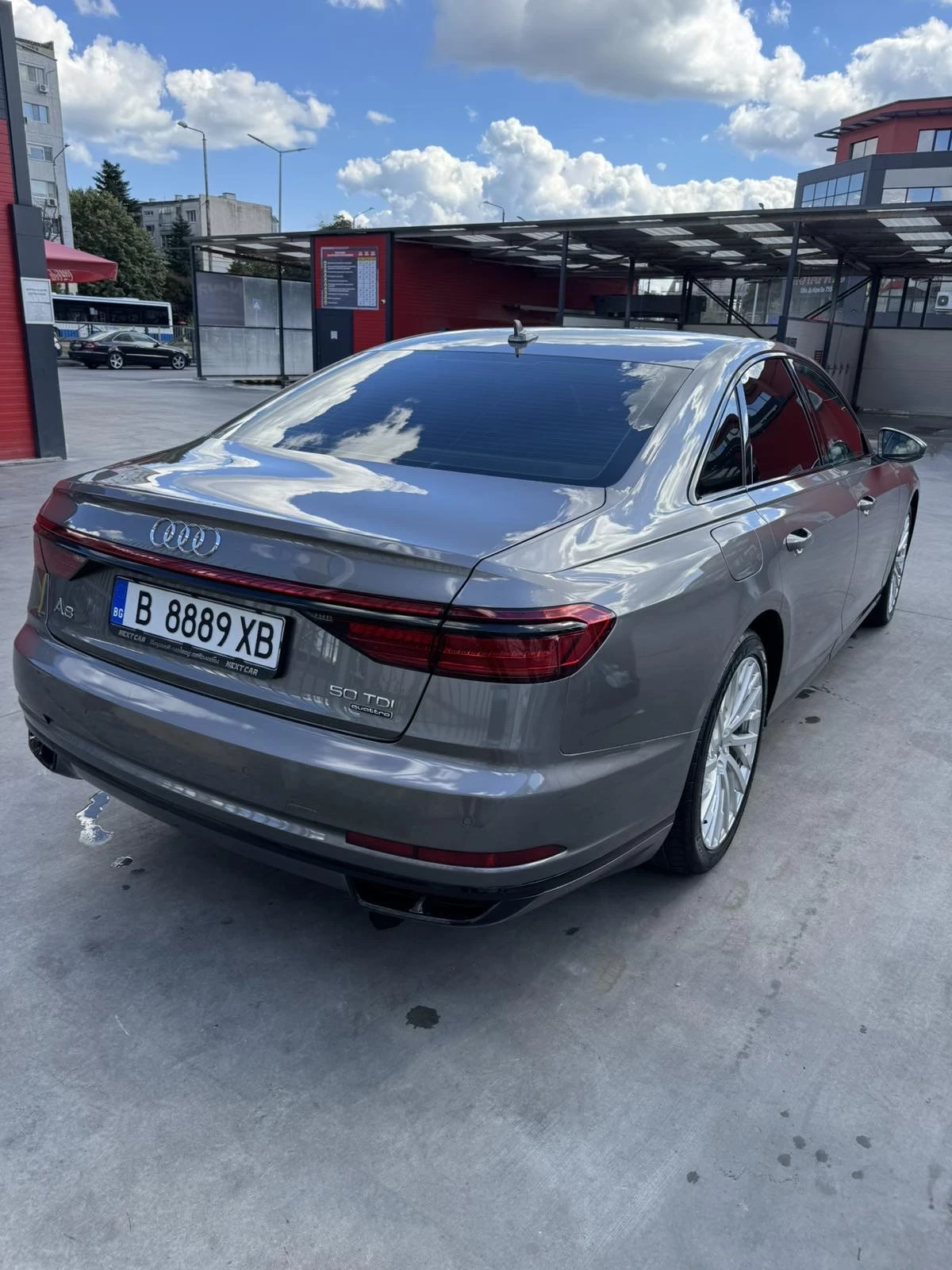 Audi A8 50 TDI, снимка 2 - Автомобили и джипове - 56096579