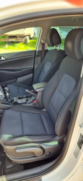 Hyundai Tucson 1.7CRDI* NAVI* CAMERA* KEYLESS* LINE ASSISTANT, снимка 8