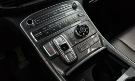Hyundai Santa fe * Diesel 2.2 4WD * ЦЕНА ДО БГ, снимка 11